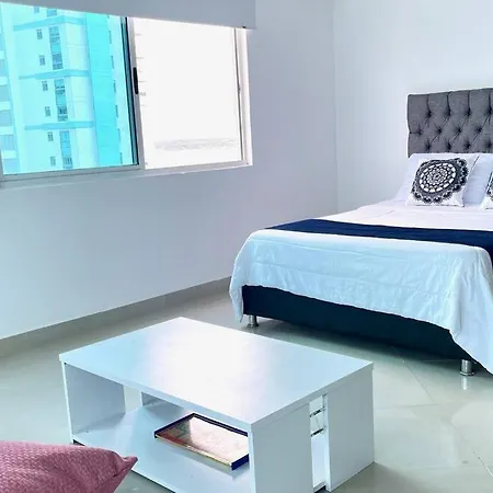 Apartamento En Cartagena, Con 3